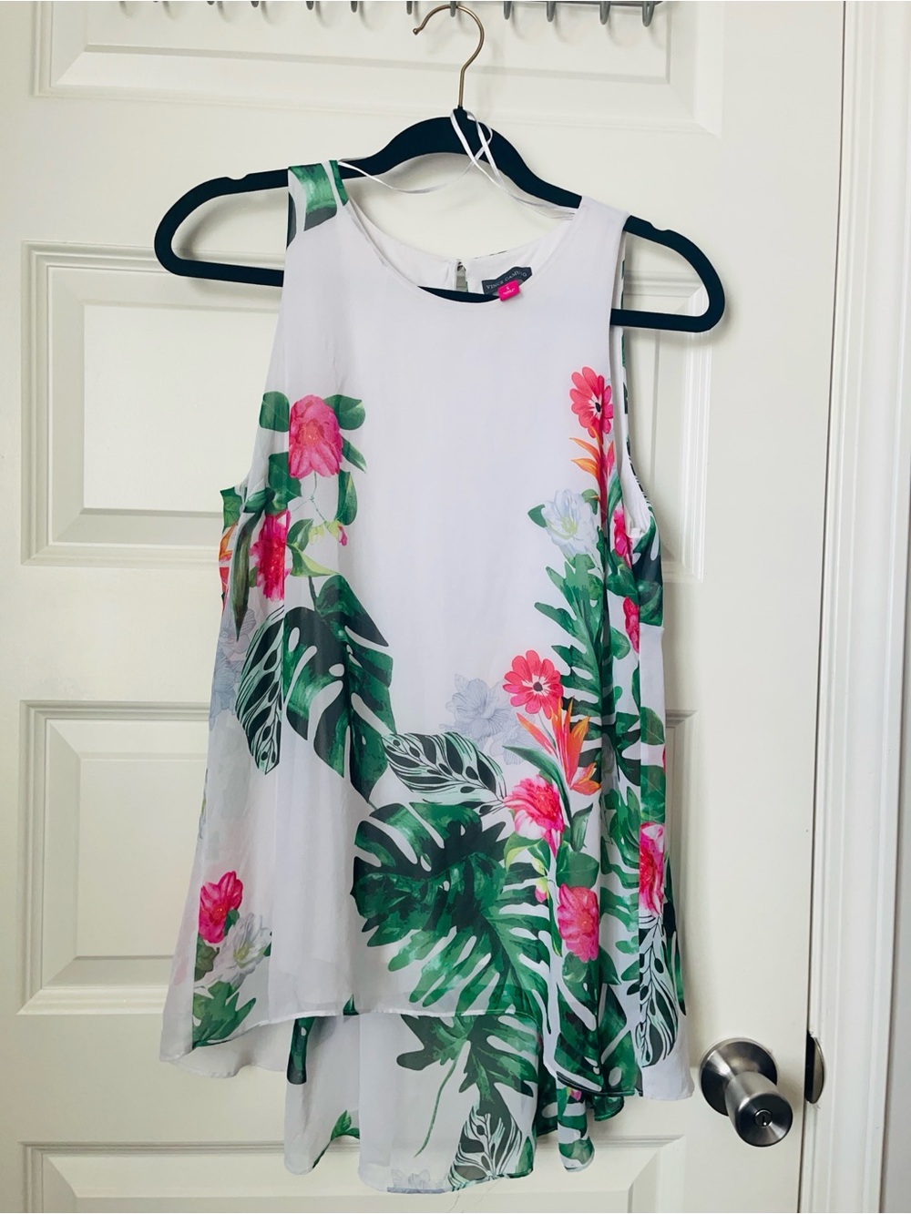 Vince Camuto White Tropical Floral Cold-Shoulder Tunic